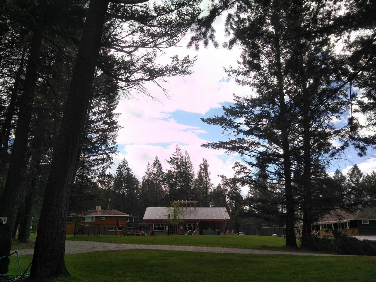 Fairmont Mountain Bungalows Фэрмонт-Хот-Спрингс Экстерьер фото